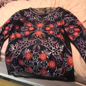 Top/sheer long sleeve